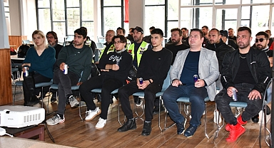 Süleymanpaşa Belediyesi Ahmet Erensoy Gençlik Merkezi’nde Şampiyonluk Coşkusu