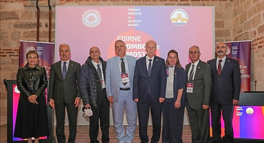 ÜNİVERSİTEMİZDE “TROMBOZ VE HEMOSTAZ SEMPOZYUMU” DÜZENLENDİ