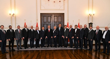 Vali Soytürk Velimeşe OSB Müteşebbis Heyeti Üyelerini Makamında Kabul Etti