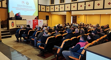 Babaeski’de Çiftçilere B-Reçete Uygulaması Anlatıldı