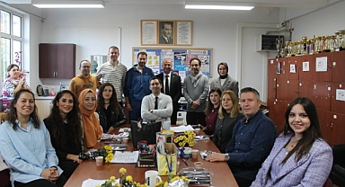 Başkan İn'den Öğretmenlere Özel 24 Kasım Ziyareti