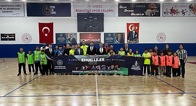 Başkan Yayla, Özel Çocukların Futsal Turnuvasında Ödül Taktim Etti