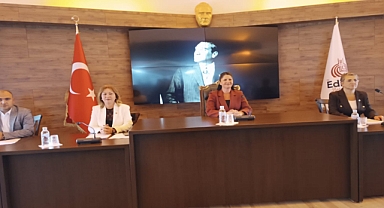 Edirne Belediyesi'nin 7,3 Milyarlık 2026 Bütçesi Komisyona Havale Edildi