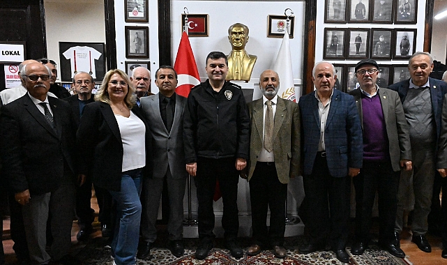 Edirne'de Asayiş ve Trafik Gündemi: İl Emniyet Müdürü Ayhan Emekli Polislerle Buluştu