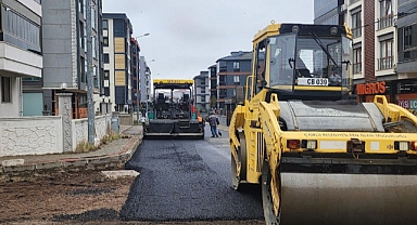 Fen İşleri Ekiplerinin Asfalt Çalışmaları Devam Ediyor