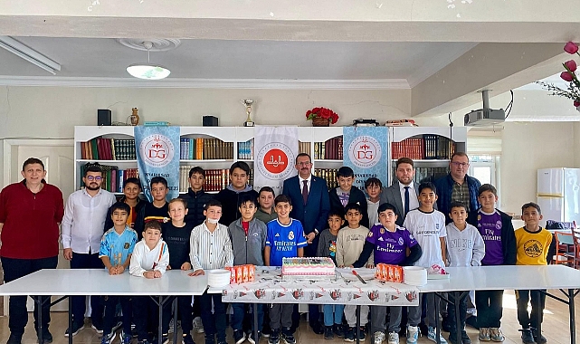 Kaymakam Enver Özderin Gençlik Kampının Son Gününde Gençlerle Buluştu