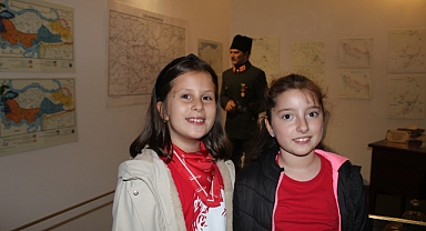 Kırklareli Atatürk Evi'ne Miniklerden Yoğun İlgi