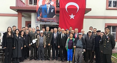 Kırklareli'nde Mehmetçikler Huzurevi Sakinleriyle Buluştu