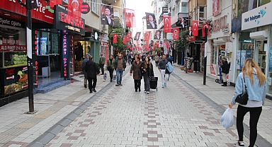 Kırklarelililer Hafta Sonunu Alışveriş Yaparak Geçirdi