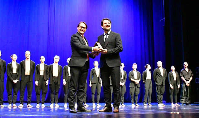 Lüleburgaz’da Büyüleyici Gece: “Rezonans” Ayakta Alkışlandı