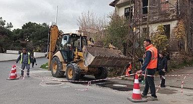 Namazgâh Caddesi'nde Kanalizasyon Arızası Hızla Giderildi