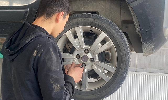 Sanayi Esnafından Sürücülere Kış Lastiği Uyarısı