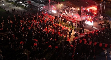 TEKİRDAĞ, BÜYÜKŞEHİR'İN ETKİNLİKLERİYLE CUMHURİYET'İN IŞIĞINDA BULUŞTU