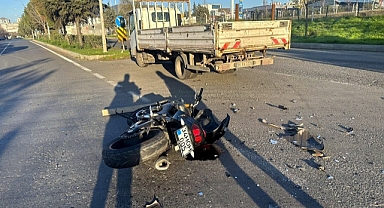 Tekirdağ'da, kamyonetle çarpışan motosikletin sürücüsü yaralandı