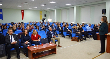 TRAKYA ÜNİVERSİTESİNDE “BİRİM KALİTE TEMSİLCİLERİNE YÖNELİK EĞİTİM PROGRAMI” DÜZENLENDİ
