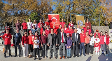 TRAKYA ÜNİVERSİTESİNDE “GELECEĞE KÜREK ÇEK” PROJESİ 29 EKİM COŞKUSUYLA DEVAM ETTİ