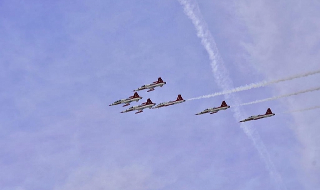 Türk Yıldızları Çorlu Semalarında