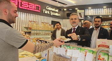 Yeniden Refah Partisi Genel Başkan Yardımcısı Suat Kılıç Kırklareli'nde Esnafla Buluştu