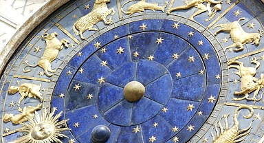 10 Aralık 2025 Çarşamba Burç Yorumları: Haftanın Ortasında Enerjiler Nasıl Seyredecek?