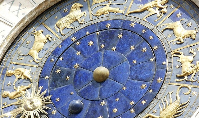 10 Aralık 2025 Çarşamba Burç Yorumları: Haftanın Ortasında Enerjiler Nasıl Seyredecek?