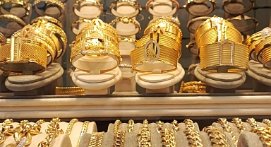 Altın Fiyatları Uçtu Gidiyor: 2026 Beklentileri Artıyor