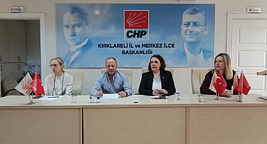 CHP'de Geleneksel Çarşamba Halk Toplantısı Yapıldı