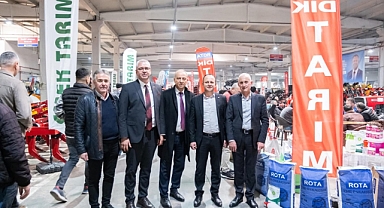 Dermenci'den Fuar Boyunca Süt İkramı