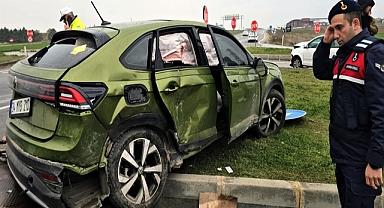 Edirne’de otomobiller çarpıştı; 7 yaralı