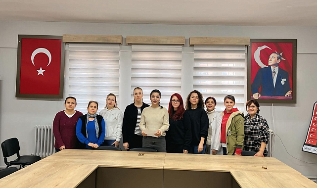 Eğitim-İş'ten Öğretmene Şiddete Karşı Türkiye Genelinde Tepki