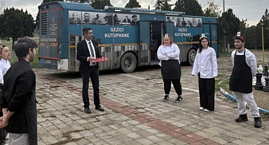 Gezici Kütüphane, Pınarhisar MYO Öğrencileriyle Buluştu