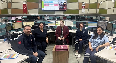 İl Sağlık Müdürü Dr. Öğr. Üyesi Çiğdem Cerit'ten 112 Komuta Kontrol Merkezi'ne Ziyaret
