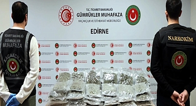 Kapıkule'de otomobilde 22 kilo esrar ele geçirildi