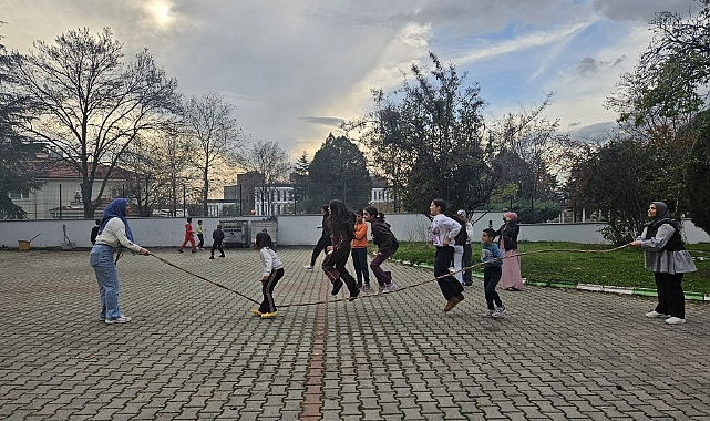 Kırklareli Aile ve Sosyal Hizmetler Müdürlüğü Çocuklar İçin Etkinlik Düzenledi