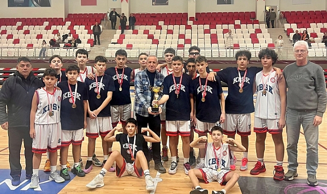 Kırklareli Belediye Spor, U14 Erkekler Liginde Şampiyonluğa Ulaştı