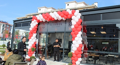 Kırklareli Belediyesi Atatürk Mahallesi'nde KIRKBEL Toki Cafesini Hizmete Açtı