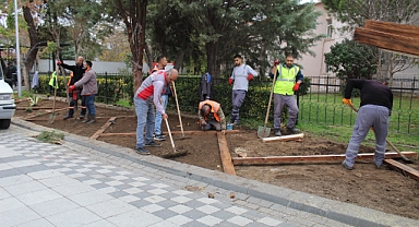 Kırklareli Belediyesi İstasyon Caddesi'nde Peyzaj Çalışmalarını Tamamladı