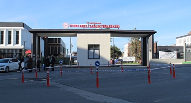 Kırklareli Belediyesi Sağlık Yerleşkesi Önünde Trafik Akışını Düzenledi