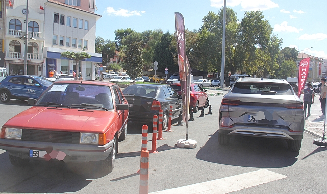 Kırklareli’nde Uygunsuz Park Trafiği Felç Ediyor