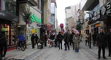 Kırklarelililer Yeni Yıla Alışveriş Coşkusuyla Giriyor