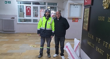 Lüleburgaz Belediyesi'nden Okul ve Kamu Kurumlarına Tuz Dağıtımı