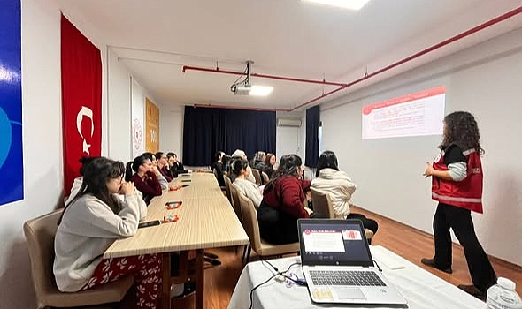 Lüleburgaz'da Öğrencilere Yönelik Farkındalık Eğitimi