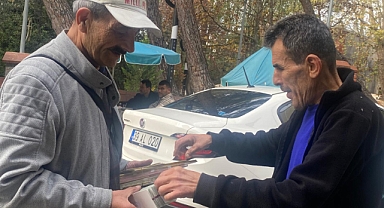 Milli Piyango Yılbaşı Çekilişi Pınarhisar'da Büyük İlgi Görüyor