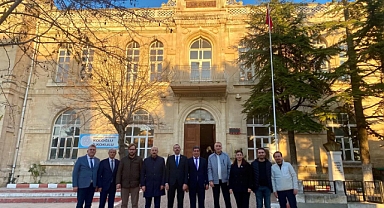 Pınarhisar'daki Asırlık Eğitim Yuvasına Yerinde İnceleme