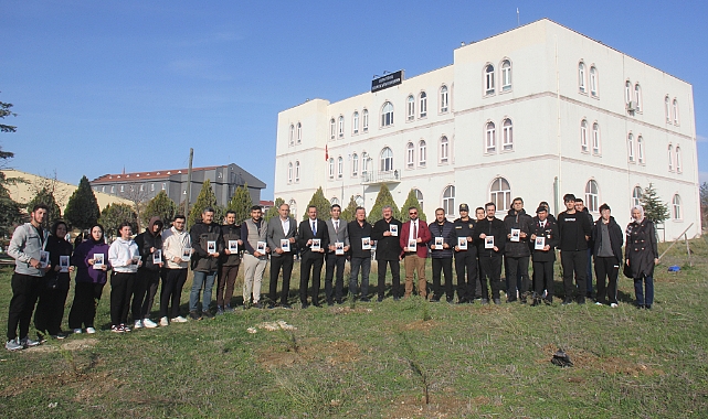 Pınarhisar MYO'da 20 Şehit İçin 20 Fidan Toprakla Buluştu