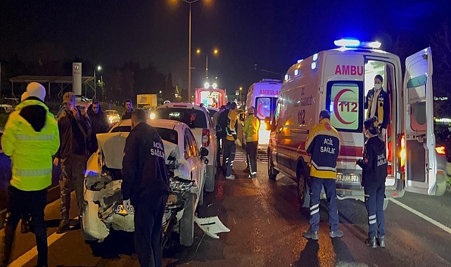 Tekirdağ'da 5 araçlı zincirleme kaza; 5 yaralı