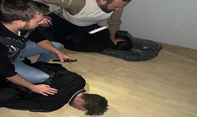 Tekirdağ'da hapis cezasıyla aranan iki hükümlü saklandıkları çatı katında yakalandı