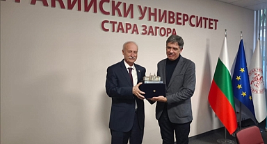 TRAKYA ÜNİVERSİTESİNDEN BULGARİSTAN'DAKİ İKİ ÜNİVERSİTEYE ZİYARET