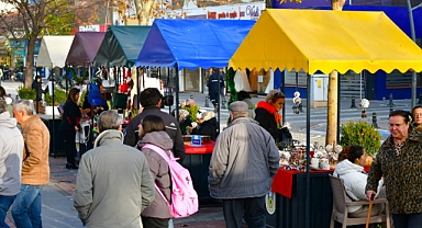 Üreten Kadın Meydanı Zübeyde Hanım Parkı’nda Kapılarını Açtı