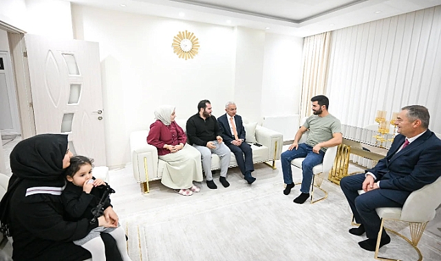 Vali Uğur Turan’dan Destek Projesiyle Yuva Kuran Çifte Ziyaret