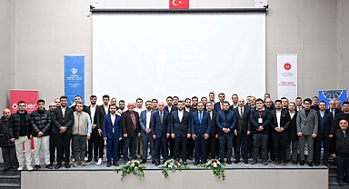 Vali Uğur Turan, Mahmut Celaleddin Ökten'i Anma Programına Katıldı